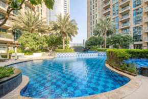 Ultimate Stay Luxury in Downtown Opera and Pool View Near Dubai Mall 2 Bedrooms